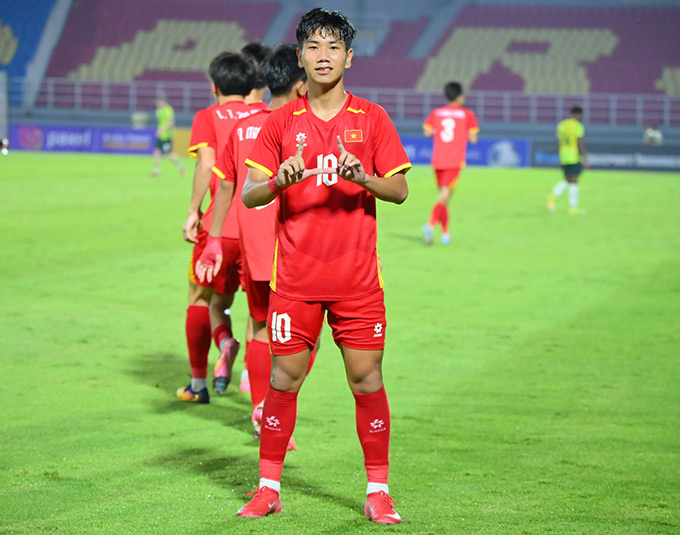 Nguyễn Lực từng ghi bàn vào lưới U16 Dortmund - Ảnh: VFF 