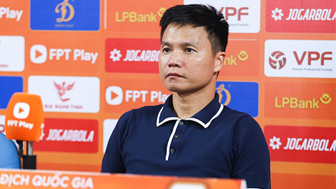HLV thứ 13 mất việc ở V.League 2025/26
