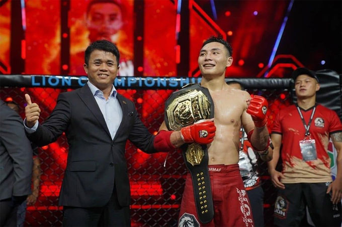Nghiêm Văn Ý đang giữ đai vô địch hạng cân 65kg