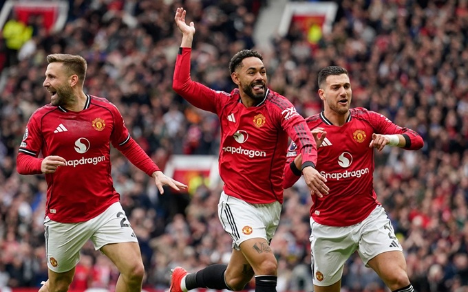 Chiến thắng 3-2 trước Liverpool giúp MU chính thức giành suất dự Champions League mùa sau