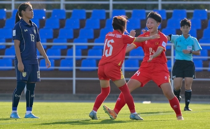 Niềm vui của U17 nữ Việt Nam khi có bàn thắng. Ảnh: VFF