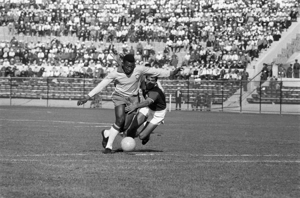 T năng đó càng được khẳng định tại World Cúp 1962, cho dù Pele bị chấn thương gần hết giải