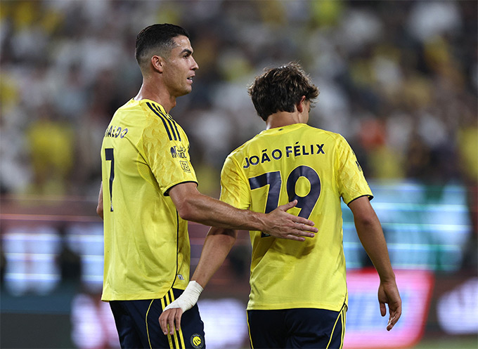 Ronaldo và Joao Felix giúp Al Nassr tiến sát ngôi vương