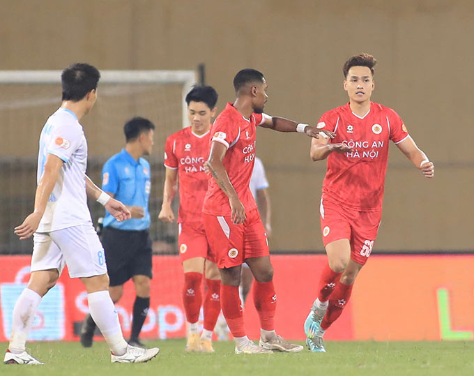 CLB Công an Hà Nội sắp vô địch V.League 2025/26 - Ảnh: Phan Tùng