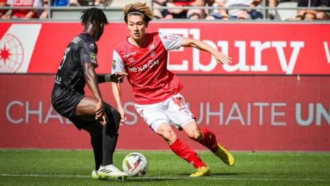 Keito Nakamura, hung thần của ĐT Việt Nam, lập kỳ tích ở Ligue 2