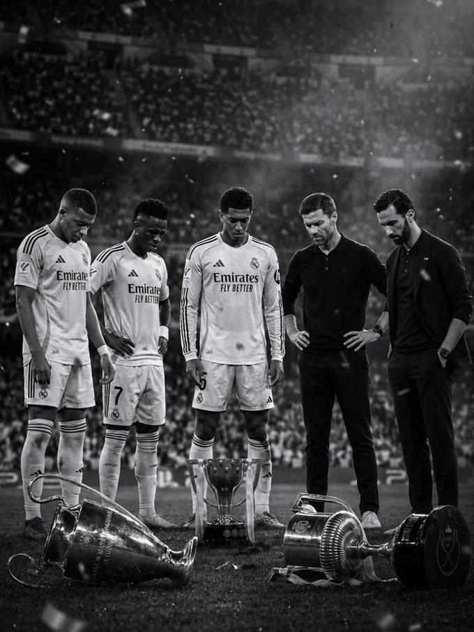 Cả Xabi Alonso lẫn Alvaro Arbeloa đều không ngăn được đà sụp đổ của Real Madrid