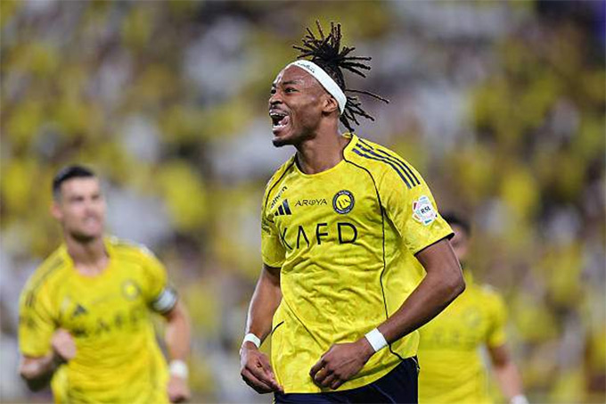 Simakan mở tỷ số cho Al Nassr