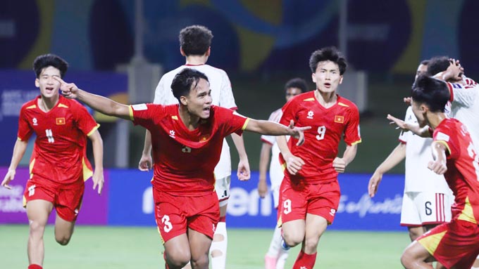U17 Việt Nam giành phần thưởng xứng đáng. Ảnh - VFF