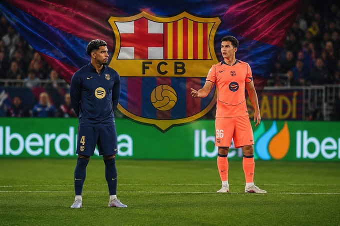 Sự xuất hiện của Alvaro Cortes có thể đẩy nhanh quá trình rời Barca của Ronald Araujo.