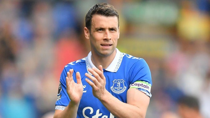 Seamus Coleman chia tay Everton sau 17 năm