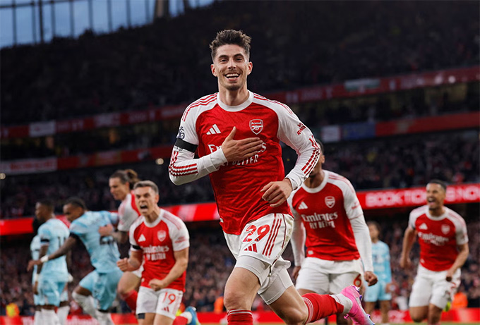 Kai Havertz là người hùng...