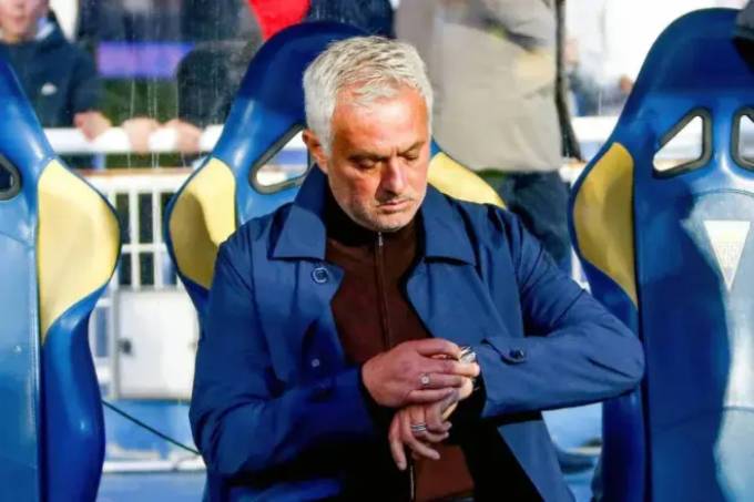 Jose Mourinho sẽ ưu tiên tổ chức lại hàng thủ trước (ảnh: Marca)