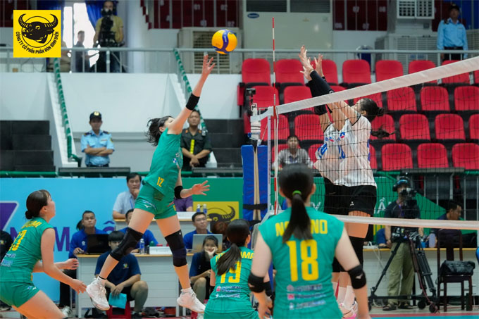 Gunma Green Wings thắng đậm VietinBank 3-0. Ảnh: BTC