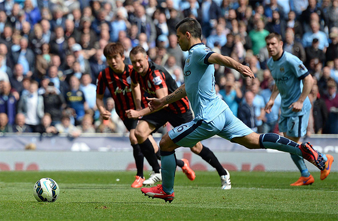 Khoảnh khắc ghi bàn của Aguero ở phút 90+4 mang về chức vô địch cho Man xanh