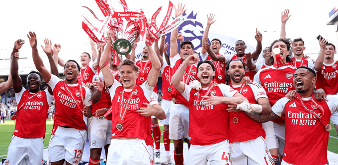 Arsenal đã vô địch Ngoại hạng Anh mùa này