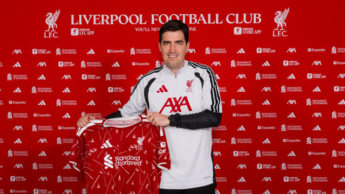 Iraola chính thức ra mắt Liverpool - Ảnh: Liverpool FC