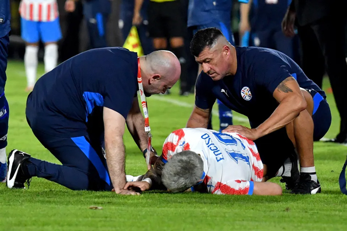 Enciso gặp chấn thương có nguy cơ lỡ World Cup 2026 - Ảnh: talkSPORT