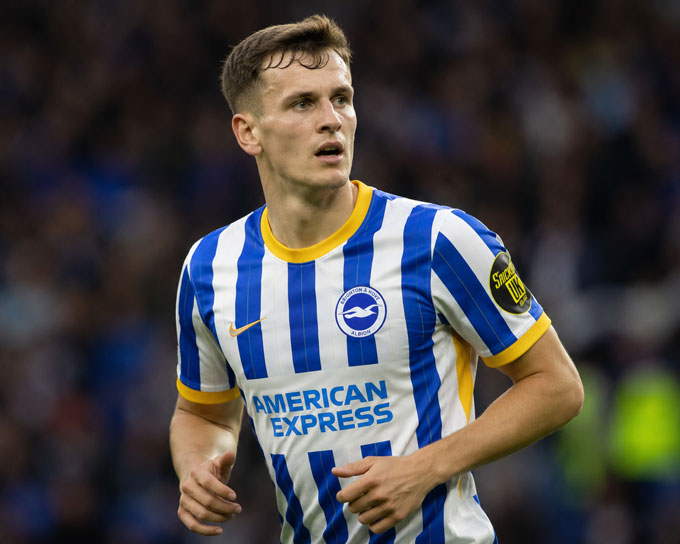 Solly March - CLB cũ: Brighton