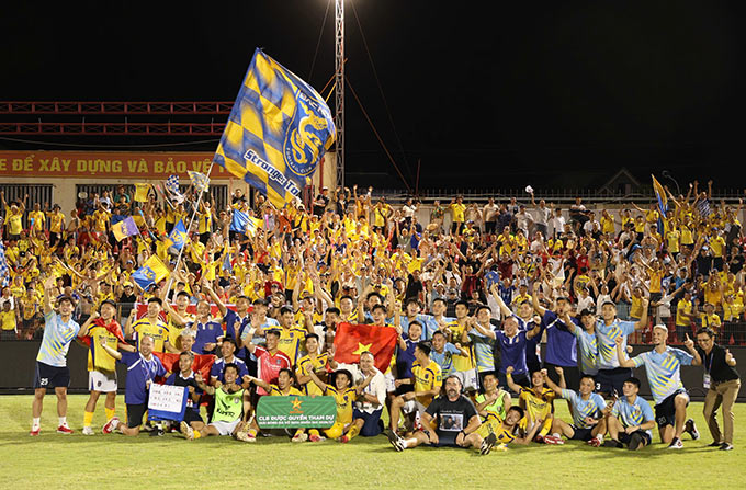Bắc Ninh giành vé lên chơi V.League 2026/27 sau chiến thắng kịch tính ở loạt sút luân lưu - Ảnh: Đức Cường