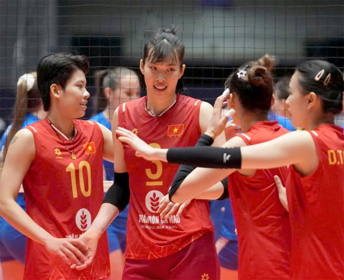 Thanh Thuý vẫn là đầu tàu với những tình huống tấn công đầy uy lực