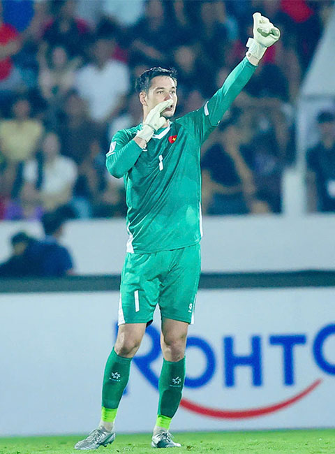 Nguyễn Filip không lên ĐT Việt Nam để cùng CAHN hướng tới trận play-off AFC Champions League Elite - Ảnh: Đức Cường 