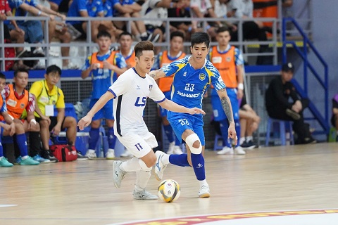 Thái Sơn Nam (trắng) sẽ có trận thắng dễ. Ảnh: Nguyễn Khanh 