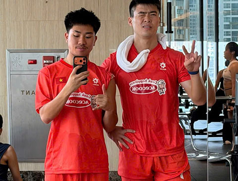 Ngô Đăng Khoa và Duy Mạnh chưa tập buổi nào cùng ĐT Việt Nam. Ảnh: FBNV