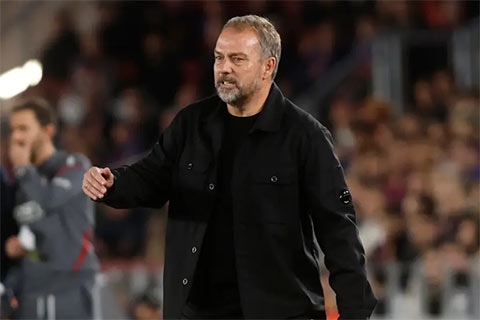 Hansi Flick nắm nhiều quyền lực hơn tại Barca