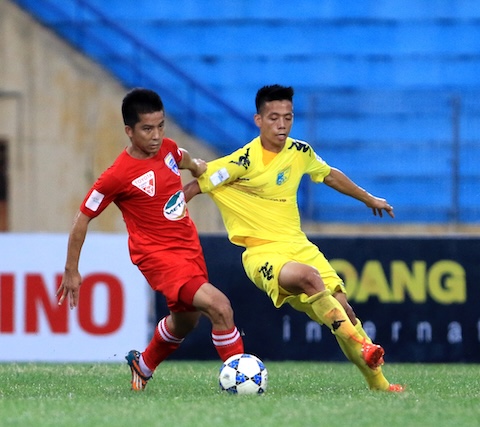 Duy Nam lúc còn thi đấu ở V.League. Ảnh: Minh Tuấn