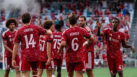 Liverpool ngược dòng đánh bại Sunderland