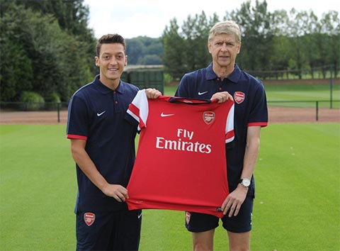 Arsenal từng khiến châu Âu ngỡ ngàng khi "rút ruột" Real Madrid trong thương vụ Ozil