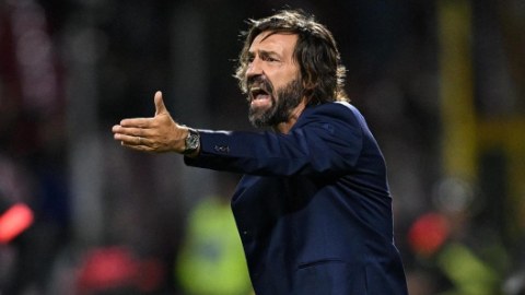 Rắc rối khiến Pirlo có thể mất cơ hội dẫn dắt ĐT Italia