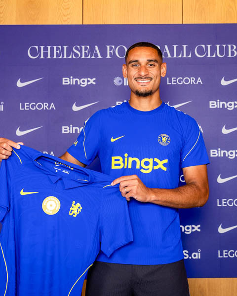 Lacroix sẽ mang lại sự chắc chắn cho hàng thủ Chelsea ở mùa giải tới - Ảnh: @brfootball