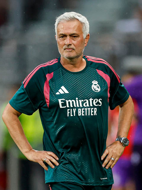 Mourinho cần thời gian để hoàn thiện Real
