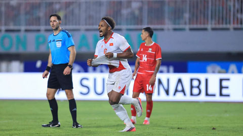 Xuân Son ăn mừng bàn thắng ấn định chiến thắng 3-0 trước Indonesia