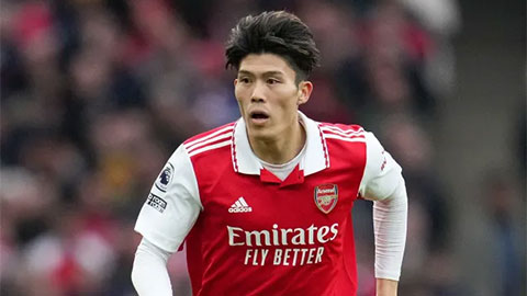  Hậu vệ Nhật Bản sắp trở lại Premier League sau 1 năm chia tay Arsenal