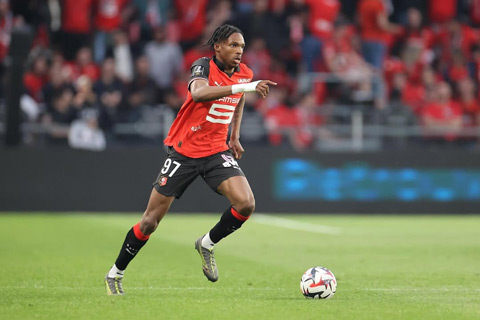 Jacquet từng là trung vệ xuất sắc của Rennes