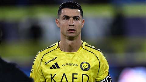  Ronaldo bận cưới vợ, vắng mặt giai đoạn đầu mùa của Al Nassr