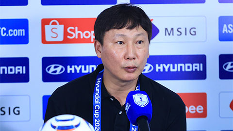 HLV Kim Sang Sik mong Xuân Son ghi 3 bàn vào lưới Thái Lan