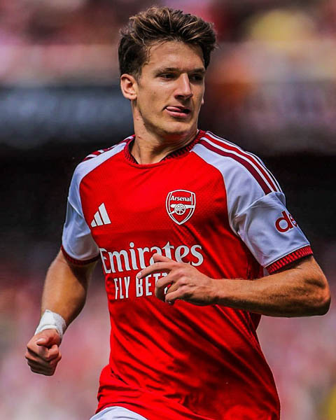 Tzolis đang hòa nhập tốt với Arsenal - Ảnh: @FullTimeX