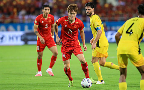 Hoàng Đức thể hiện đẳng cấp khác biệt trong 2 trận gặp Malaysia ở bán kết AFF Cup 2026 - Ảnh: Đức Cường