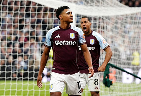 Watkins từ chối thi đấu cho Aston Villa