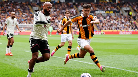 MU để thua 0-2 trước Hull ở vòng 1 Premier League 2026/27