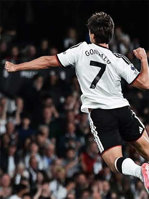 Gonzalo Garcia đang liên tiếp ghi bàn cho Fulham