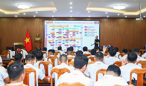 Tại khó tập huấn, các trọng T được cập nhật luật, thể thức ở mùa giải 2026/27