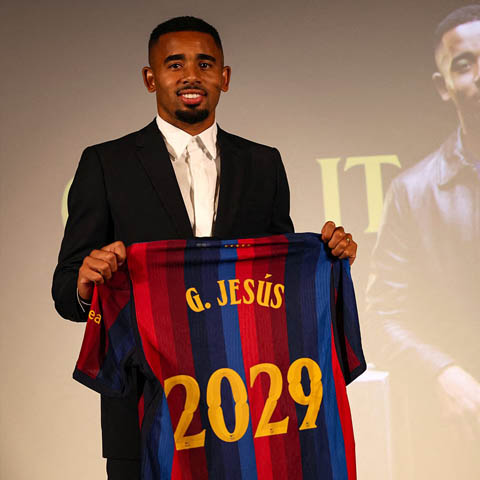 Gabriel Jesus đầu quân cho Barca
