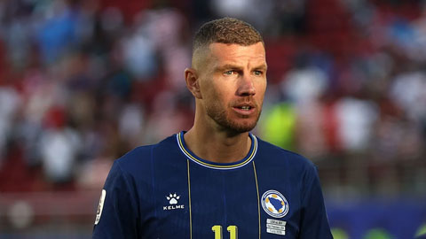 Dzeko sẽ chia tay ĐT Bosnia vào tháng 10 tới