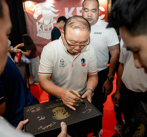 Chiến lược gia người Hàn Quốc từ chối lời mời hấp dẫn từ đối thủ của ĐT Việt Nam