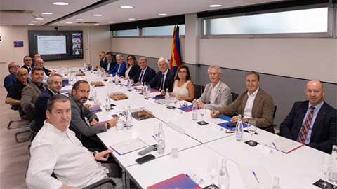 Barca lập kỷ lục doanh thu, hé lộ kế hoạch mới quan trọng