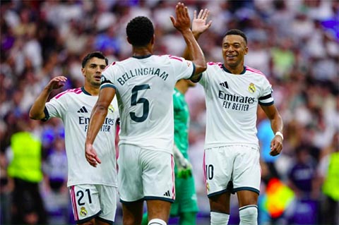 Mourinho giúp Bellingham và Mbappe tìm thấy nhau trên sân nhiều hơn